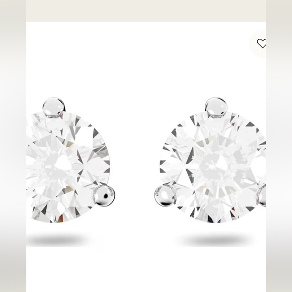 BWNT Swarovski Stud Earrings - Picture 4 of 4